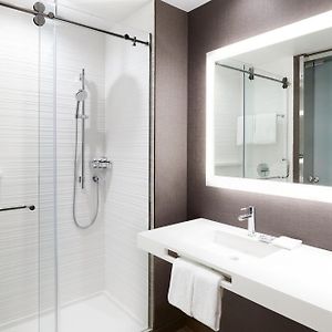 King Room Hearing Accessible